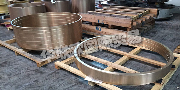 德國(guó)BORNEBUSCH主要產(chǎn)品：BORNEBUSCH滑動(dòng)軸承、零件等。BORNEBUSCH是位于Siegerland中心的業(yè)主管理的家族企業(yè)。