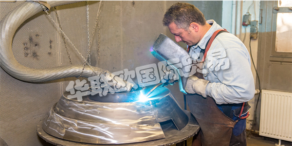 FELDPAUSCH自60多年前一直致力于為各個行業(yè)領(lǐng)域開發(fā)創(chuàng)新的喂料技術(shù)。