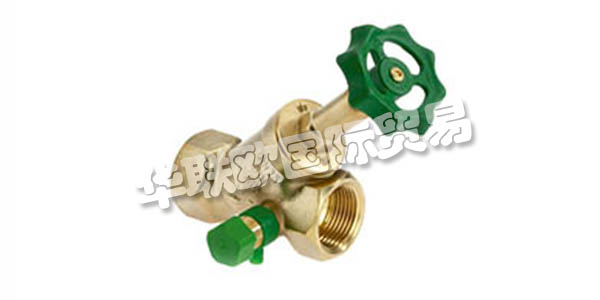 BENDER作為生產商(德國制造)，自1934年以來一直生產關閉和分配器配件以及定制系列產品。裝配時間短，使用壽命長、高效率和靈活性是公司產品的特征。