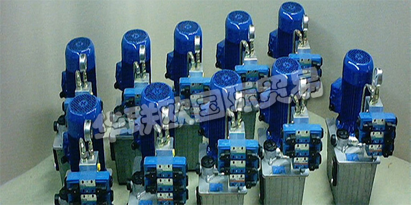 德國B&B HYDRAULIK-TECHNIK主要產(chǎn)品：B&B HYDRAULIK-TECHNIK閥門等。B&B HYDRAULIK-TECHNIK GmbH由Helitut Brocke和HenningB?hr于1983年在Witten-Herbede成立。目的是銷售用于骨料結(jié)構(gòu)的液壓元件和液壓附件。在短時(shí)間內(nèi)，對完整的Hydraulilk系統(tǒng)的需求變得非常大，以至于他們的生產(chǎn)開始了。