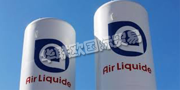 法國AIR LIQUIDE主要產(chǎn)品：AIR LIQUIDE泵、廢液泵等。AIR LIQUIDE集團(tuán)誕生于巴黎EcoleSupérieuredePhysique et Chimie Industrielle的兩名年輕畢業(yè)生。作為一名受到啟發(fā)且有時甚至是古怪的研究人員，Georges Claude在巴黎公交車庫進(jìn)行了兩年不懈的實驗后，成功地完善了液化空氣的過程。他的合伙人保羅·德洛姆(Paul Delorme)是一位審慎的遠(yuǎn)見卓識者，盡管有財務(wù)方面的考慮，但他毫不猶豫地支持這個工業(yè)項目，并提供了至關(guān)重要的初期投資。這家年輕的公司迅速吸引了24位股東的投資，而液化空氣公司的偉大冒險開始了。